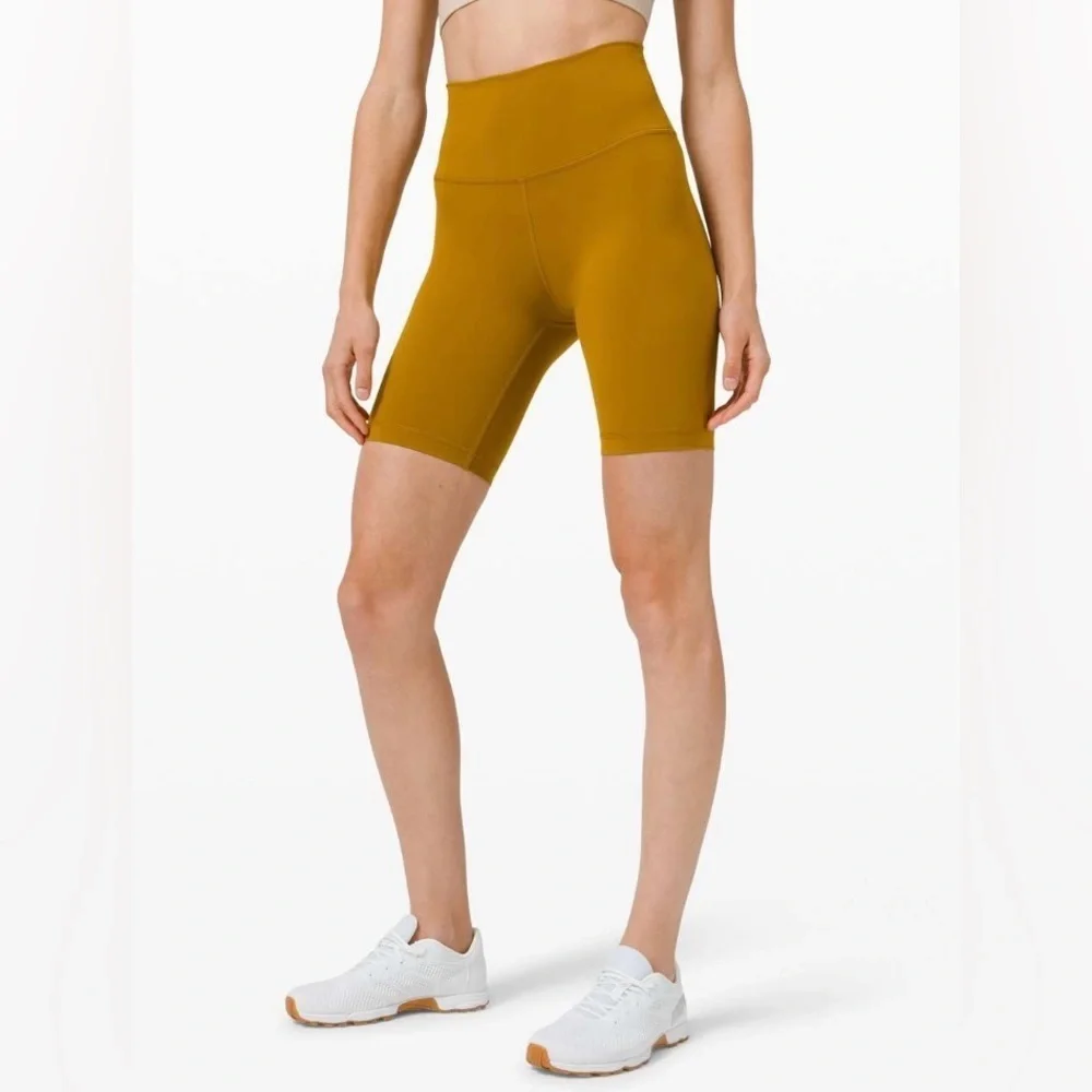Lululemon Wunder Train High Rise Short 8
